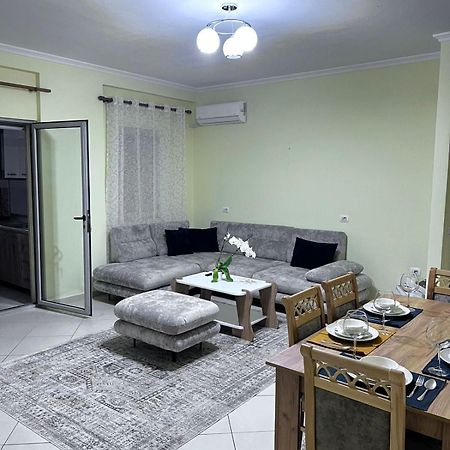 New Baazar Terrace Apartment Tirana Exterior photo